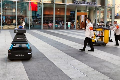 安防机器人要具备什么功能呢？